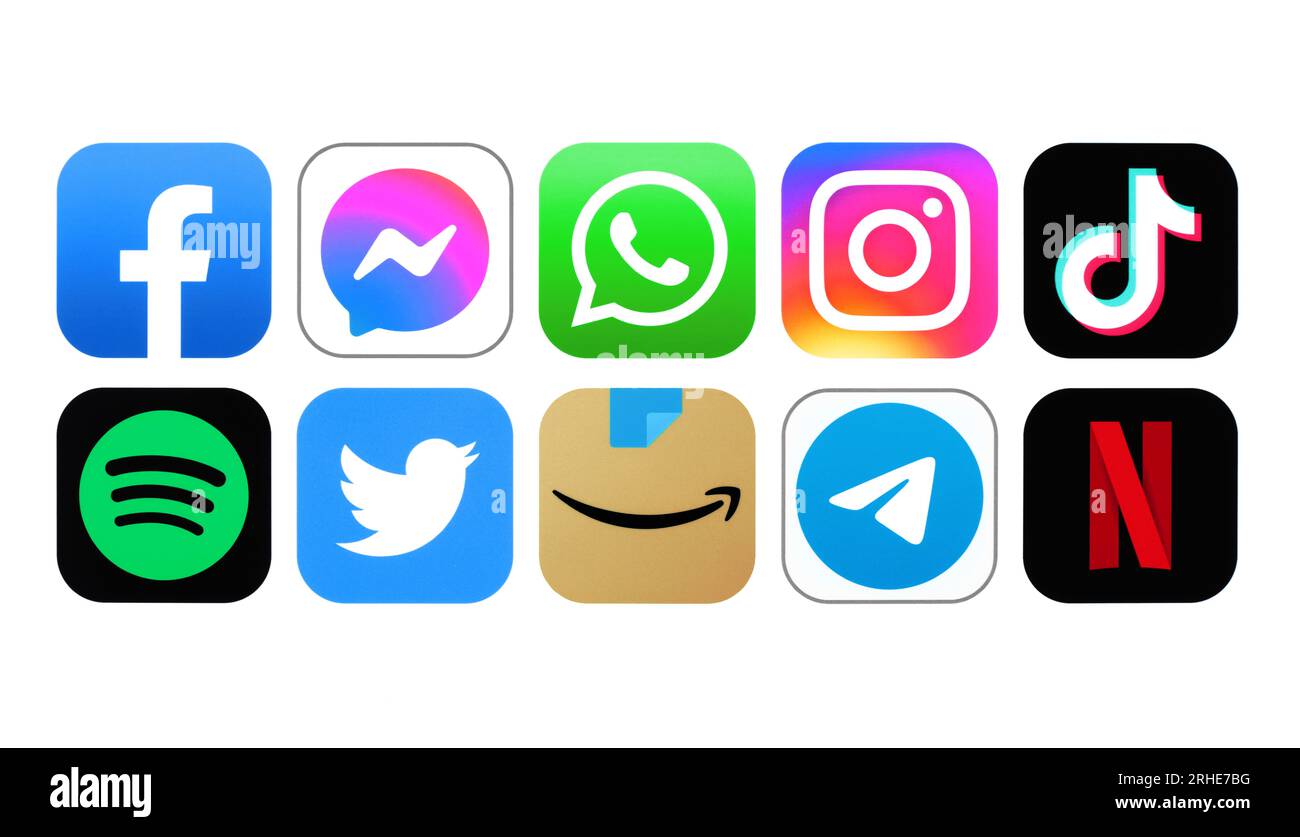 Kiev, Ukraine - August 28, 2022: Set 10 icons Top Apps Worldwide 2022 Monthly Active Users, printed on paper: Facebook, Messenger, WhatsApp, Instagram Stock Photo