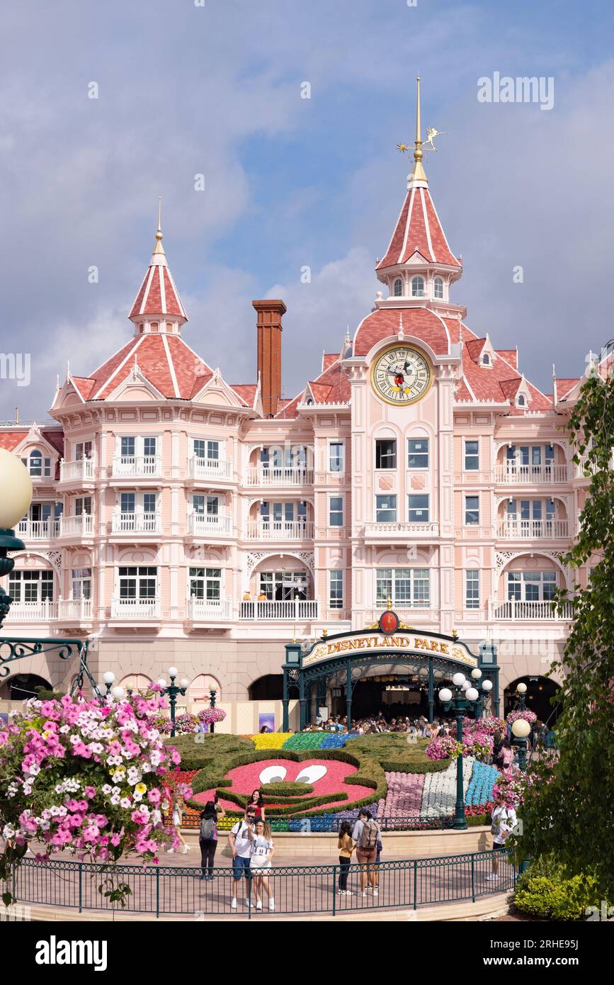 Disneyland Paris entrance; The entrance to Disneyland Paris which is through the Disneyland Hotel, Disney, Paris France Stock Photo