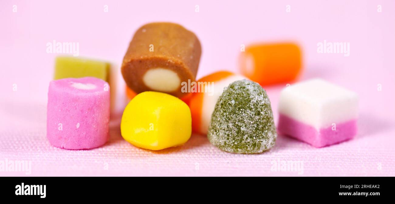 Kids sweets hi-res stock photography and images - Alamy