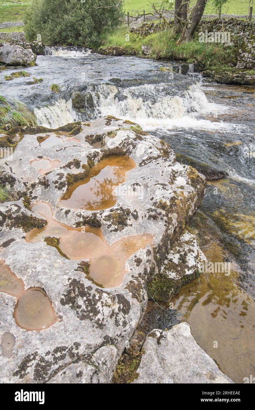 Scoured out limestone in river bed hi-res stock photography and images ...