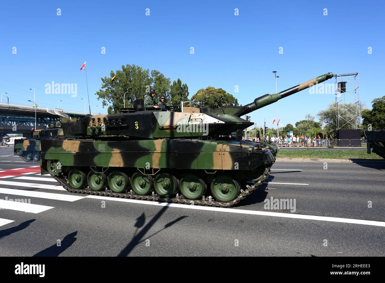 Leopard tank show hi-res stock photography and images - Alamy