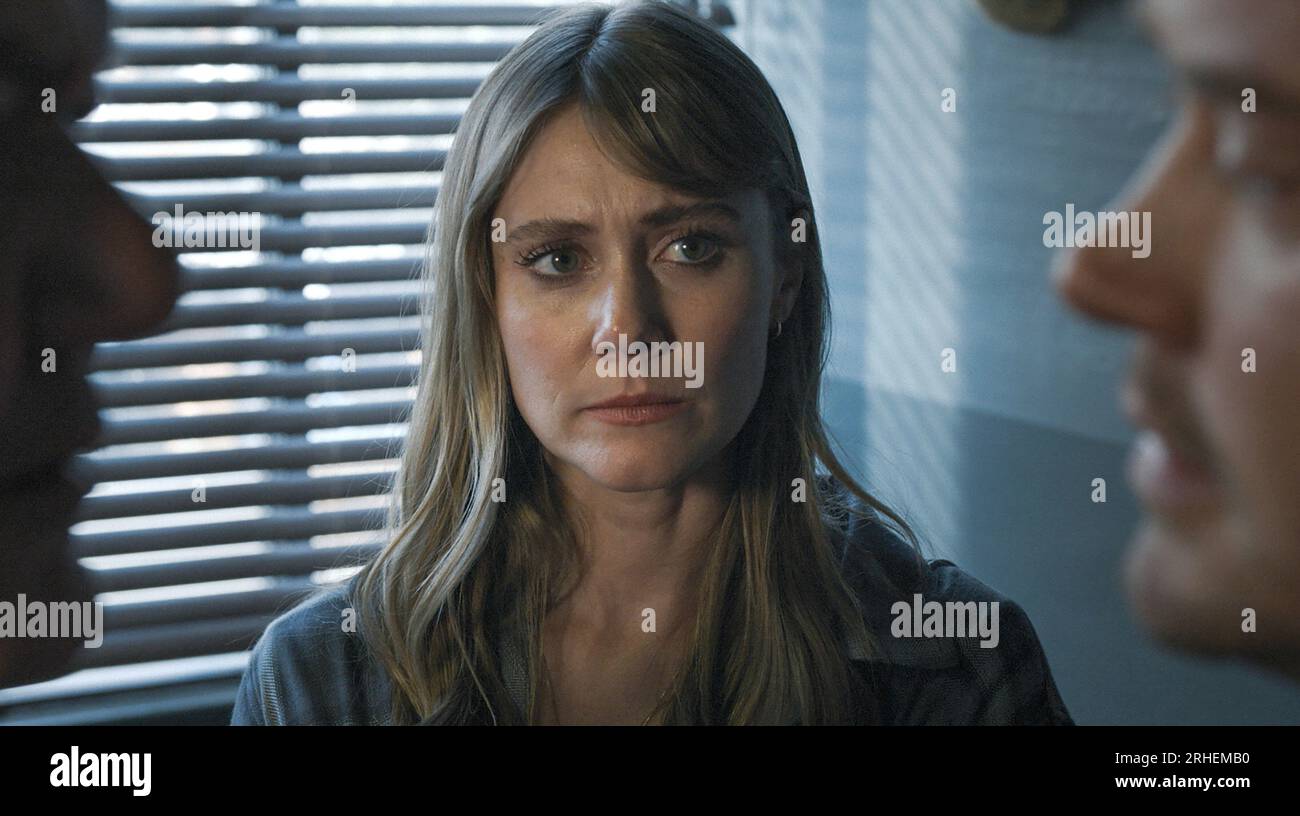 (LR) Patrick Gallagher as Sheriff Barnum, Julianna Guill as Marybeth