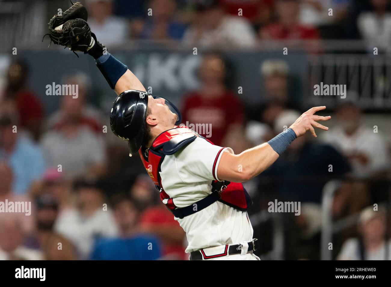 Atlanta Braves' catcher Sean Murphy catches pop fly hit by New York ...