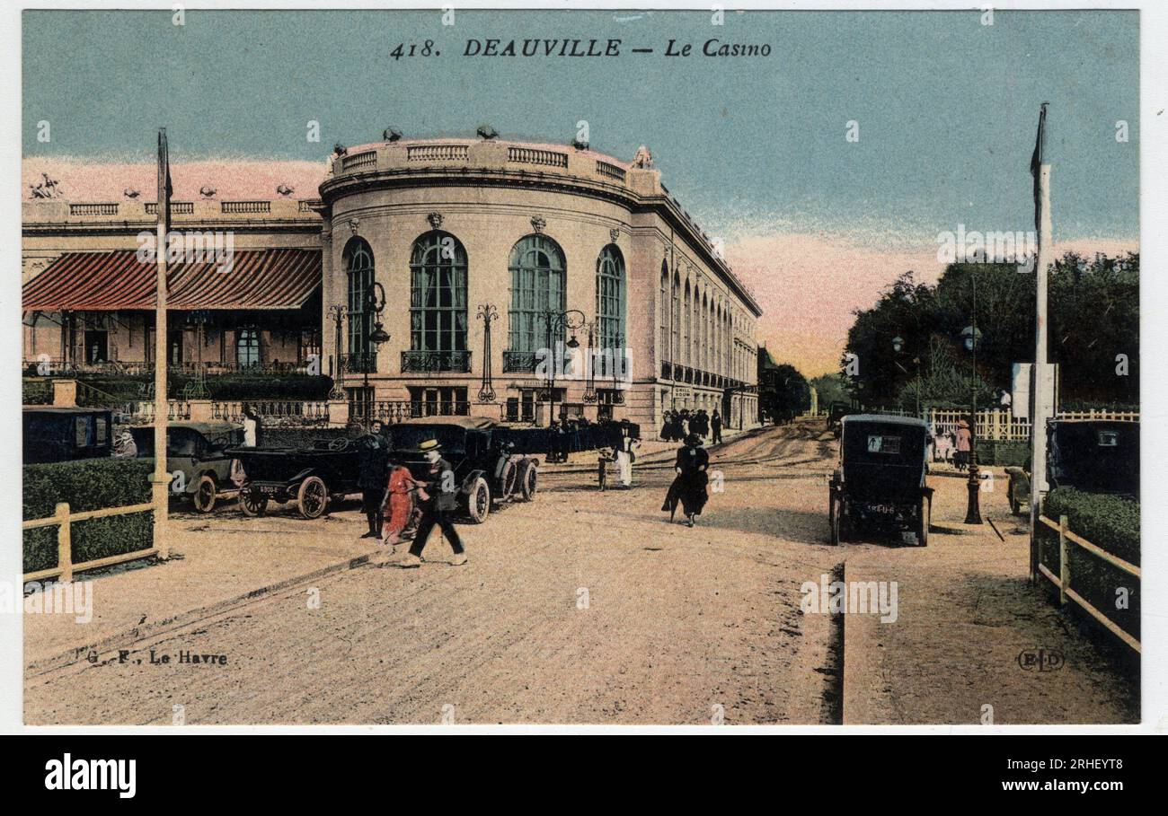 Normandie, Calvados (14), Deauville : vue exterieure du casino - Carte postale fin 19eme-debut 20eme siecle Stock Photo
