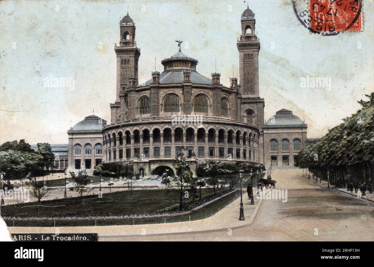 Paris : vue exterieure du palais du Trocadero - Carte postale datee 1908 Stock Photo