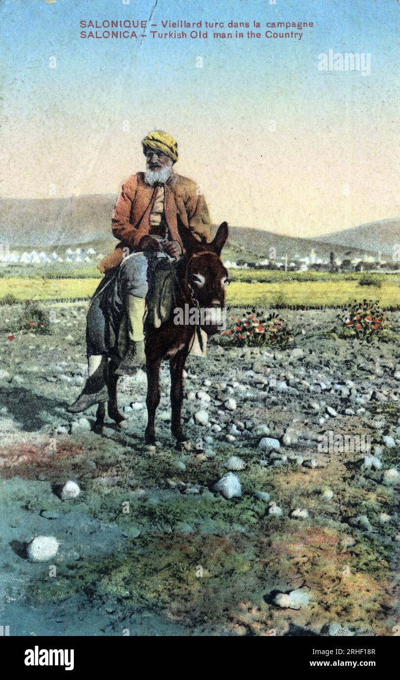 Grece, Salonique (ou Thessalonique) : vieillard turc sur un ane - Carte postale 1914-1918 Stock Photo