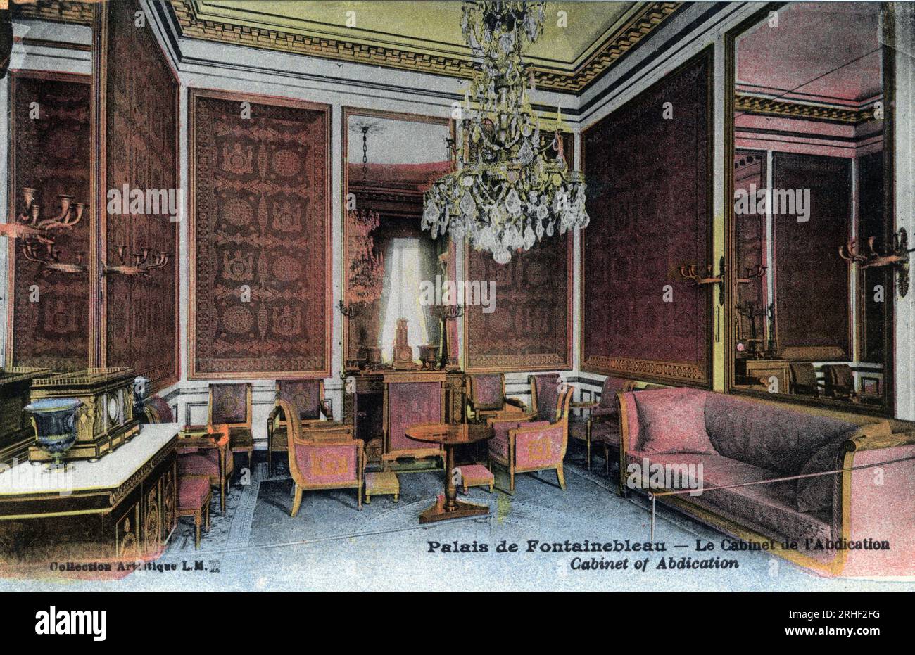 Chateau de Fontainebleau : le cabinet de l'abdication, lieu ou l'empereur Napoleon Ier (1769-1821) aurait signe son abdication le 4 avril 1814 - Carte postale fin 19eme-debut 20eme siecle Stock Photo
