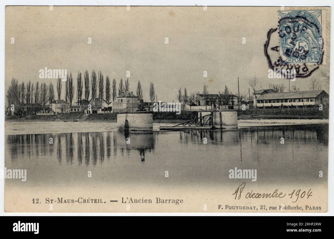 Ile de France, Val de Marne, Creteil : vue de l'ancien barrage sur la Marne - Carte postale datee 1904 Stock Photo