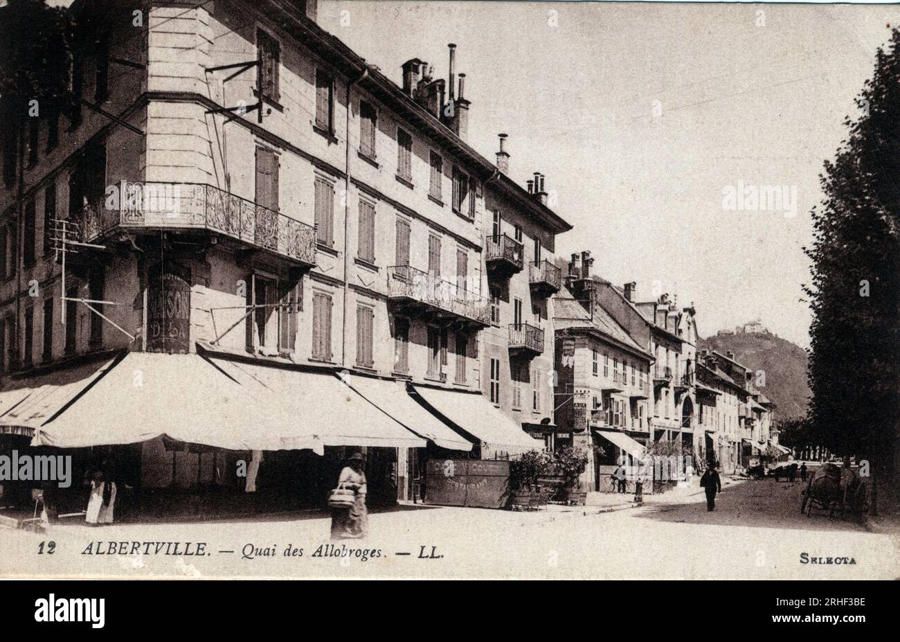 Rhone Alpes, Savoie (73), Albertville : vue du quai des Allobroges - Carte postale fin 19eme-20eme siecle Stock Photo