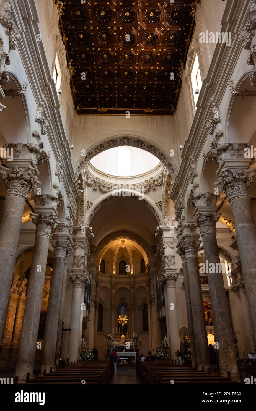 Interior of a catholic church in Italy. Beautiful example of Italy ...