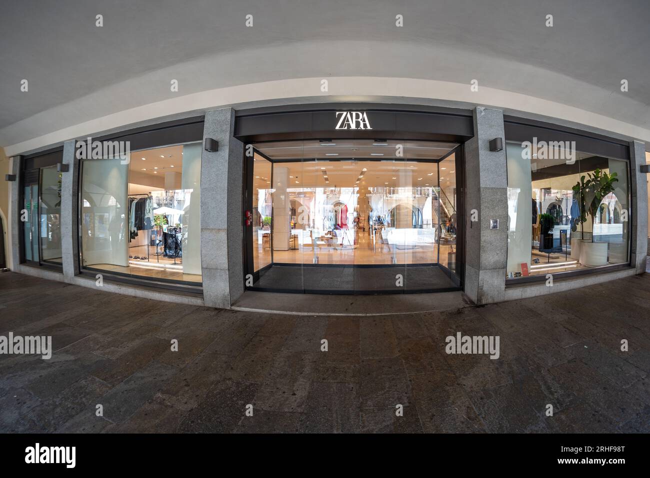 Cuneo, Piedmont, Italy - August 16, 2023: Zara store, exterior view of the store on Via Roma, Zara is a clothing and accessories brand owned by Spanis Stock Photo