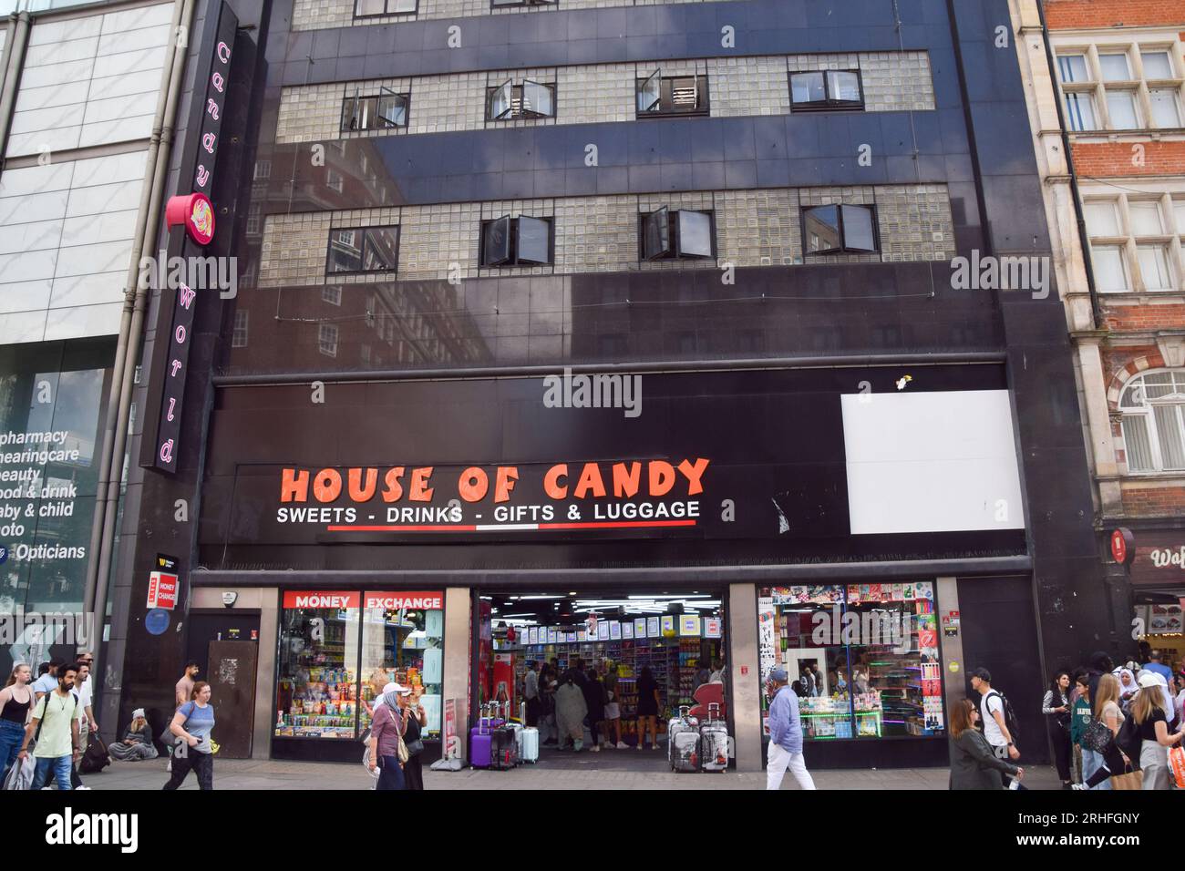 London, UK. 16th August 2023. Exterior view of House of Candy at the former site of the HMV flagship store on Oxford Street. So-called 'American style' candy stores have replaced many shops on Oxford Street as retail leaders warn that high streets are continuing to decline and call for government-backed regeneration. Credit: Vuk Valcic/Alamy Live News Stock Photo