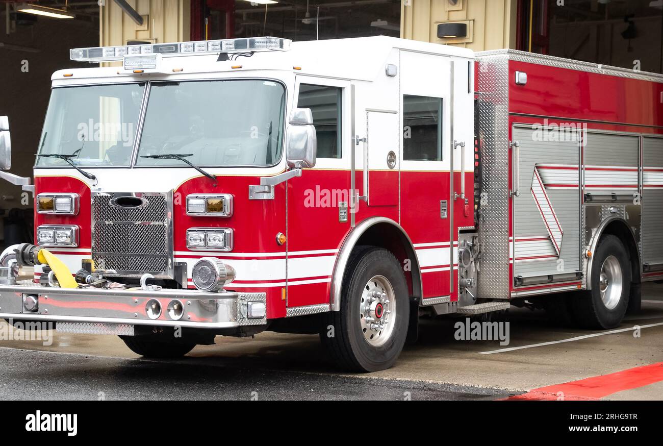 Fire incident support vehicle hi-res stock photography and images - Alamy