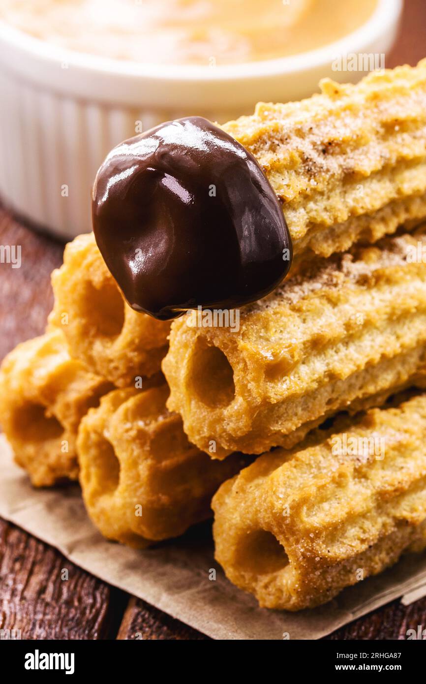 Dulce de leche cupcake hi-res stock photography and images - Alamy