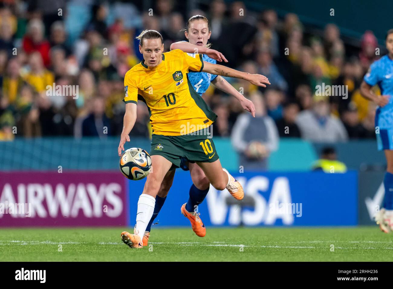 Sydney, Australia. 16th Aug, 2023. Emily Van Egmond of Australia and Keira Walsh of England during the FIFA Women's World Cup 2023 Semi Final match between Australia Women and England Women at Stadium Australia, Sydney, Australia on 16 August 2023. Photo by Richard Nicholson. Editorial use only, license required for commercial use. No use in betting, games or a single club/league/player publications. Credit: UK Sports Pics Ltd/Alamy Live News Stock Photo