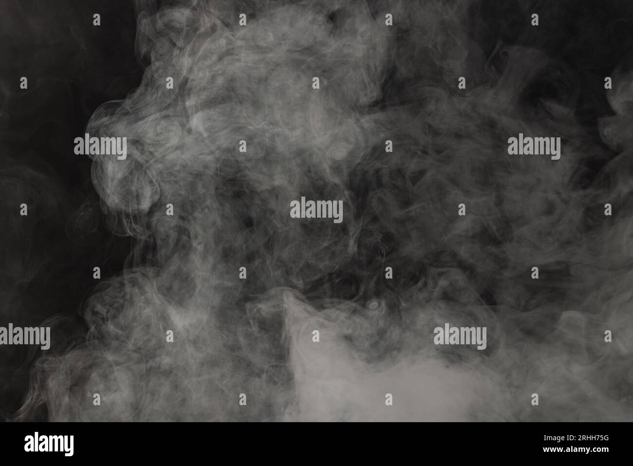 Black clouds of smoke hi-res stock photography and images - Alamy