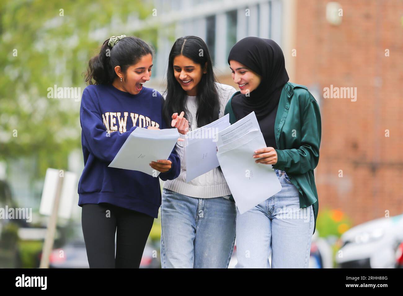 Birmingham, UK. 17th Aug, 2023. Students from King Edward VI Camp Hill