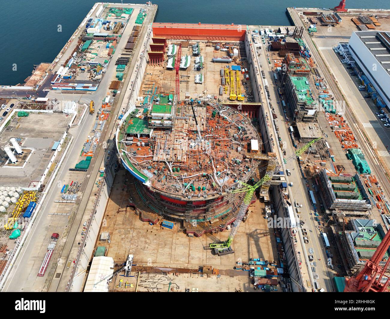 QINGDAO, CHINA - AUGUST 17, 2023 - The hull of Asia's first cylindrical ...
