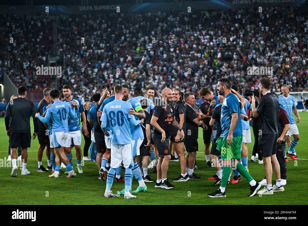 Piraeus, Greece. 16 August, 2023: The team of Manchester City celebrate the victory during the UEFA Super Cup 2023 match between Manchester City FC and Sevilla FC at Georgios Karaiskakis Stadium in Piraeus, Greece. August 16, 2023. (Photo by Nikola Krstic/Alamy) Stock Photo