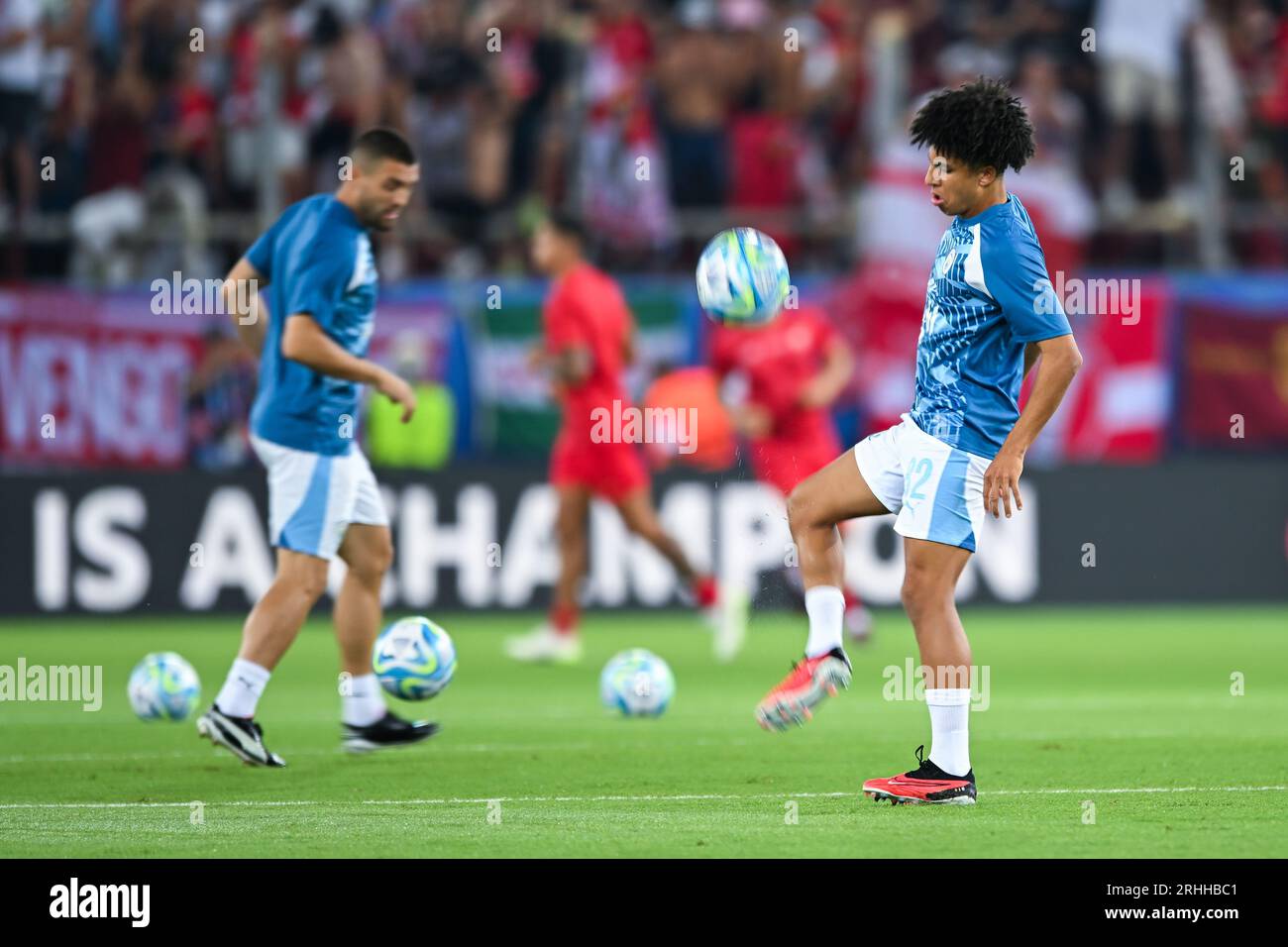 Piraeus, Greece. 16 August, 2023: Rico Lewis of Manchester City warms up during the UEFA Super Cup 2023 match between Manchester City FC and Sevilla FC at Georgios Karaiskakis Stadium in Piraeus, Greece. August 16, 2023. (Photo by Nikola Krstic/Alamy) Stock Photo