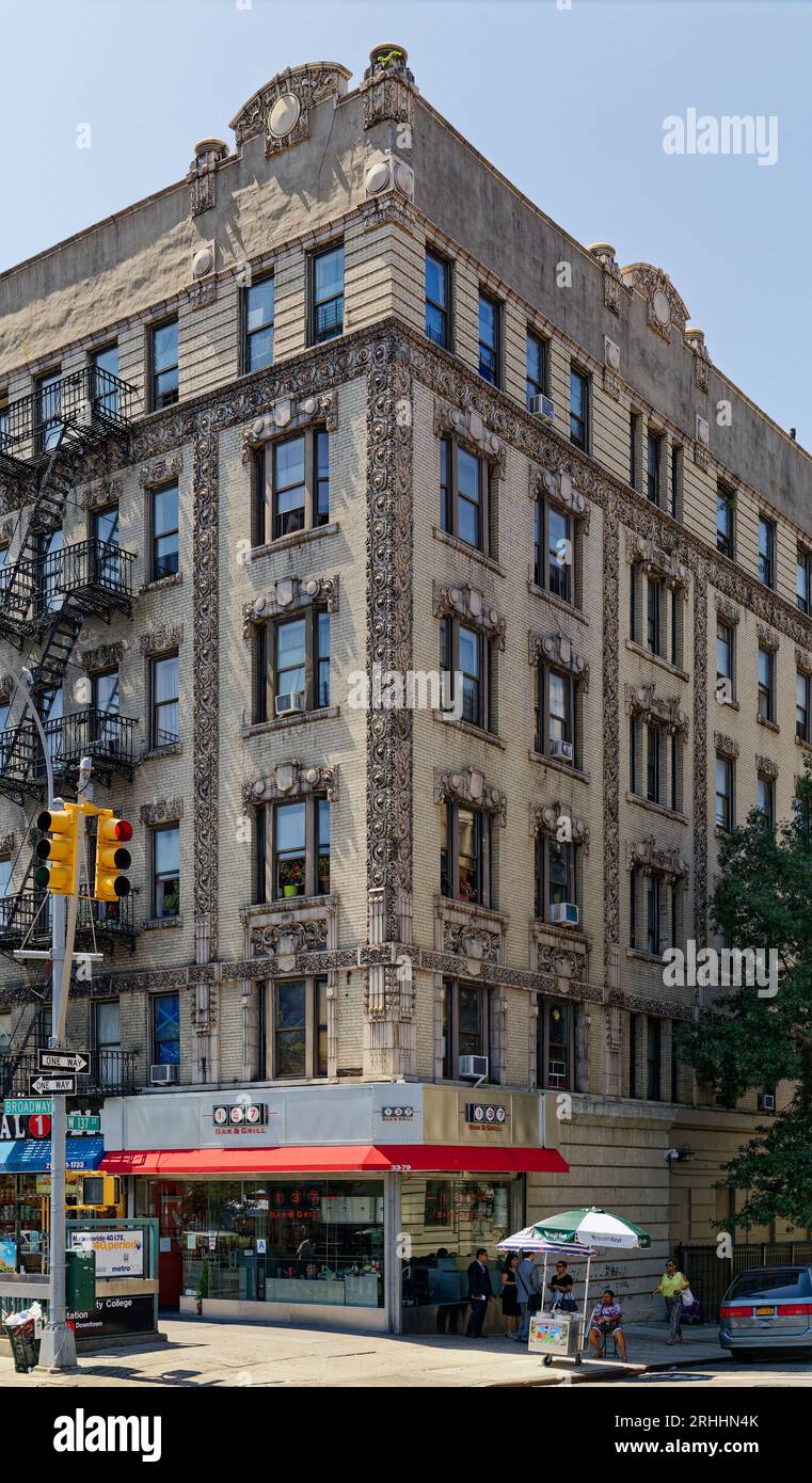 Six story apartment building hires stock photography and images Alamy