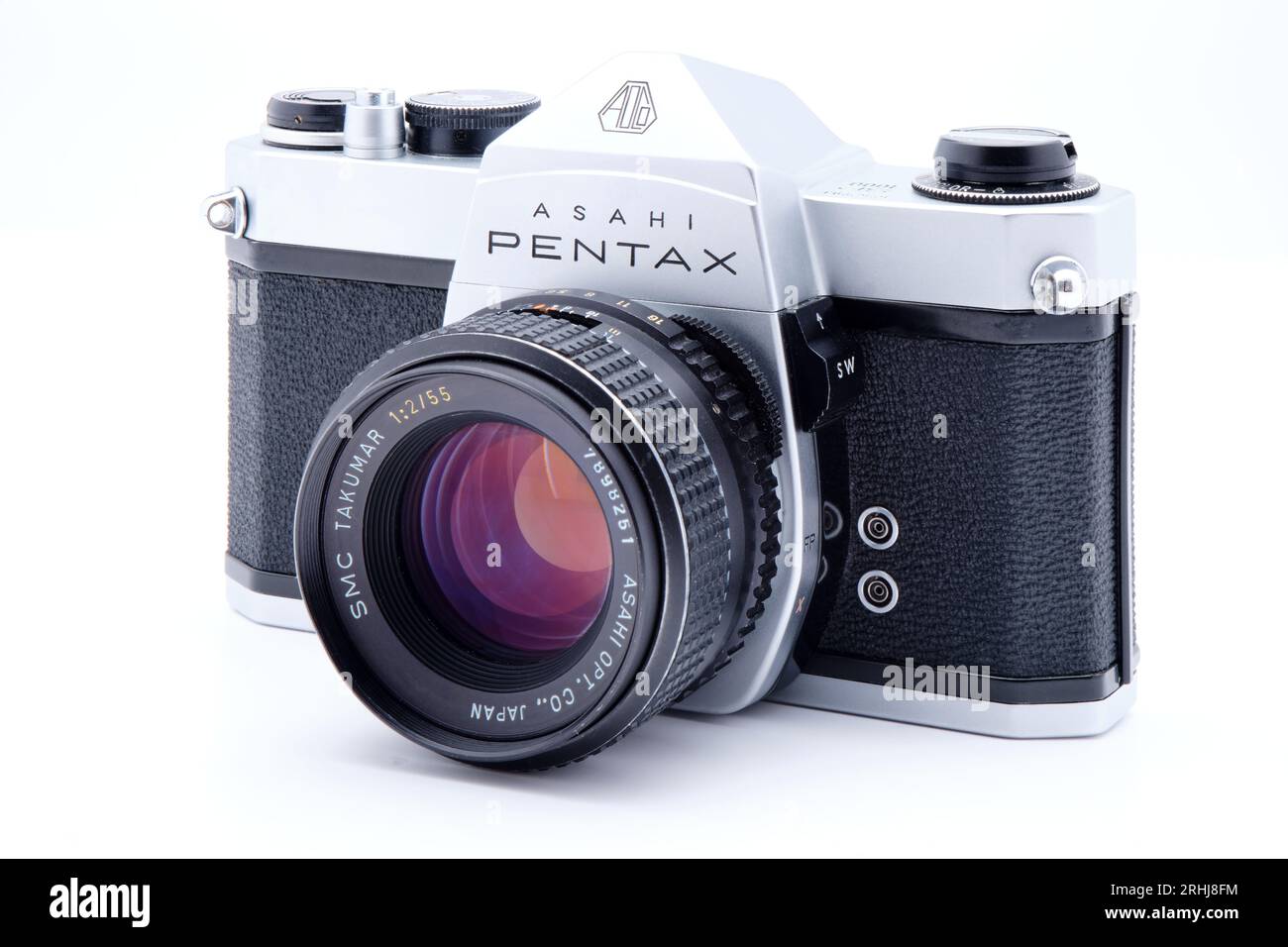 Vintage Asahi Pentax SP1000 35mm film single lens reflex (SLR) camera with the SMC Takumar 55mm f2 lens. Stock Photo