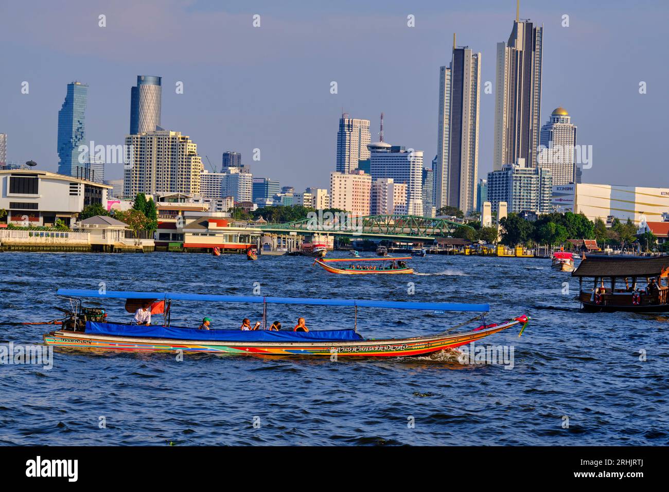 Rivière chao phraya bangkok hi-res stock photography and images - Alamy