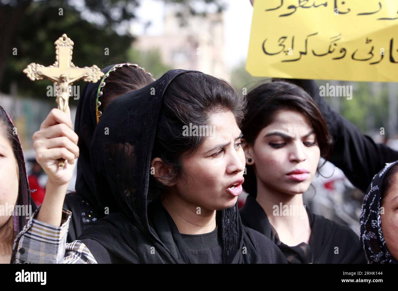 Hyderabad, Pakistan, August 17, 2023. Members of Peoples Party (PPP Minority Wing) are holding protest demonstration against violence on minority community and condemned attack on churches in Jaranwala incident, held at Karachi press club on Thursday, August 17, 2023. Stock Photo