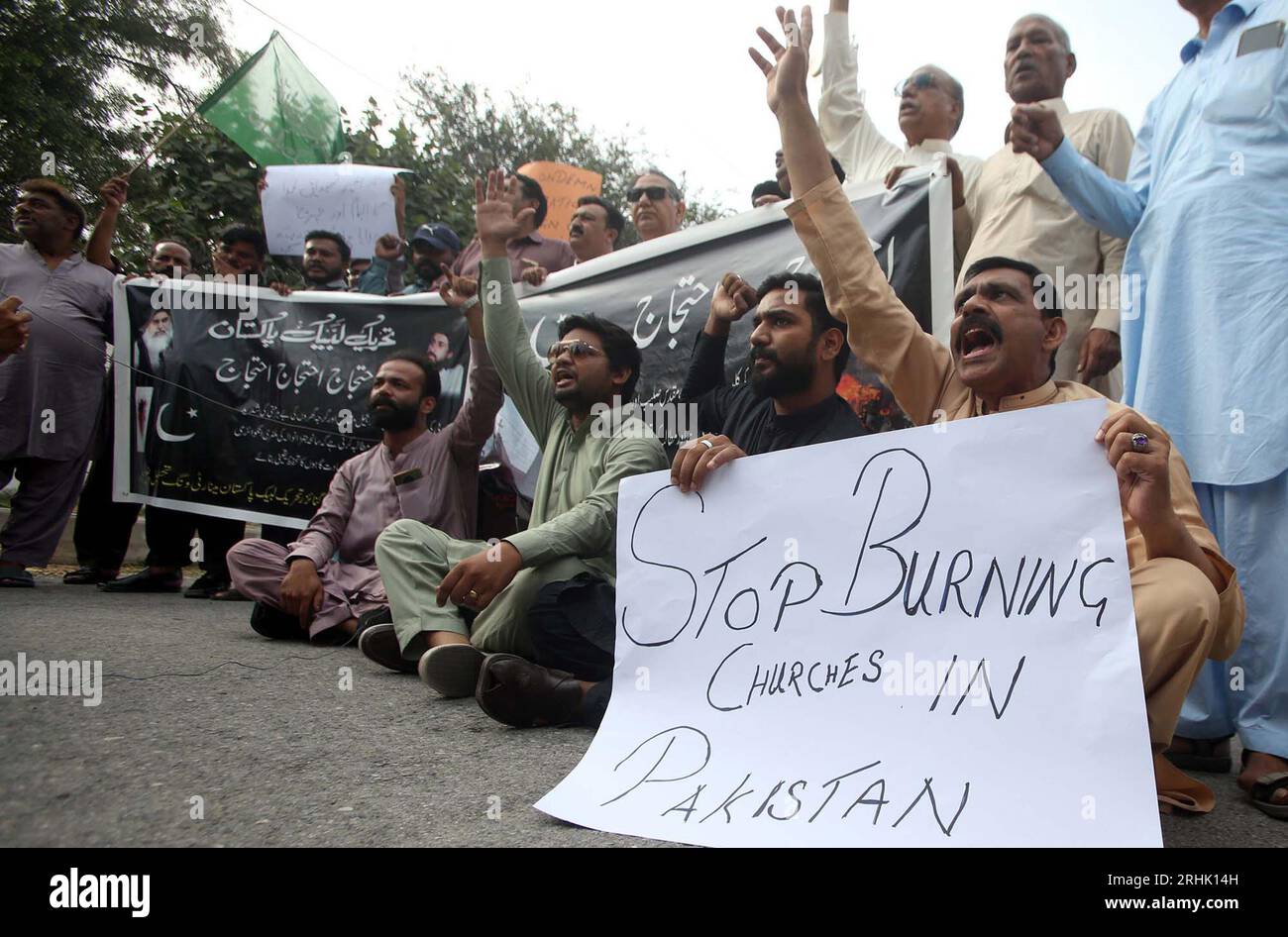 Hyderabad, Pakistan, August 17, 2023. Members of Christian Community are holding protest demonstration against attack on churches in Jaranwala, at Peshawar press club on Thursday, August 17, 2023. Stock Photo