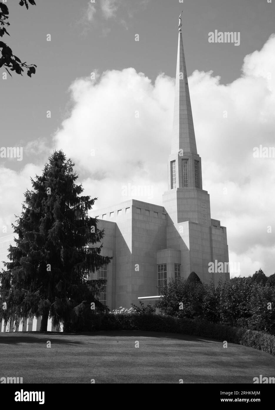 Julianne hough at Black and White Stock Photos & Images Alamy