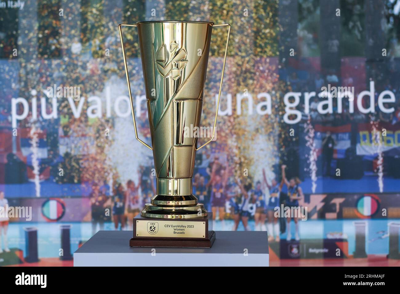 Monza, Italy. 17th Aug, 2023. CEV EuroVolley Women 2023 Trophy seen during the Final Round Pool B volleyball match between Bosnia-Herzegovina and Bulgaria at Arena di Monza. Final Score; Bosnia ed Erzegovina-Bulgaria 1-3 (20-25, 19-25, 25-19, 18-25) Credit: SOPA Images Limited/Alamy Live News Stock Photo