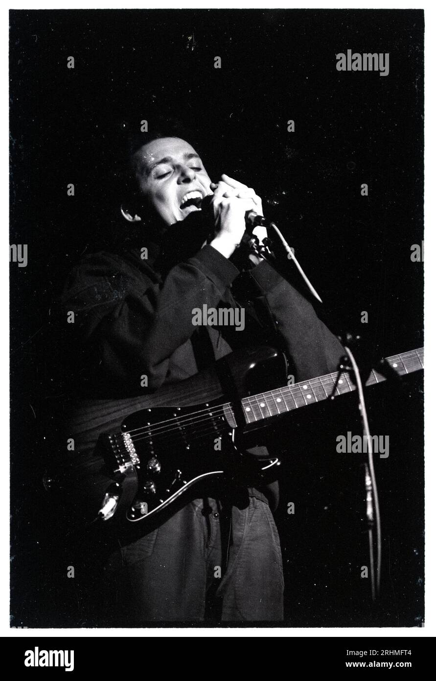 CHICAGO, ILLINOIS 1986 Tears for Fears performing in Chicago