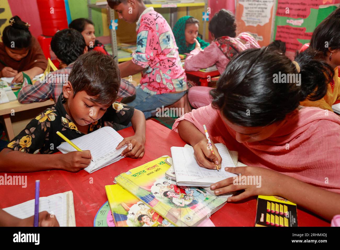 Dhaka, Bangladesh. 17th Aug, 2023. Bangladeshi students attend at a