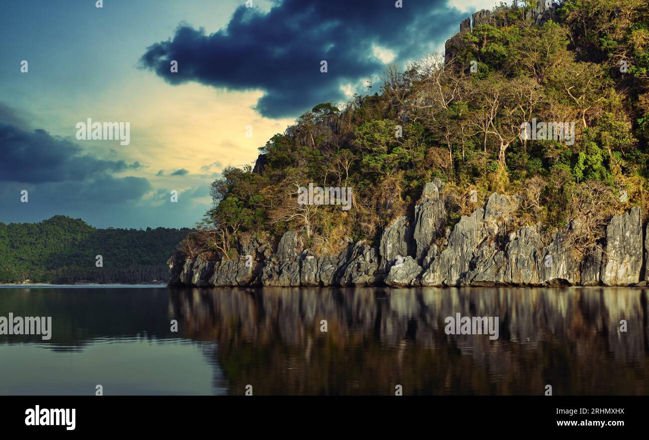 Beauty peaceful sky green hi-res stock photography and images - Alamy