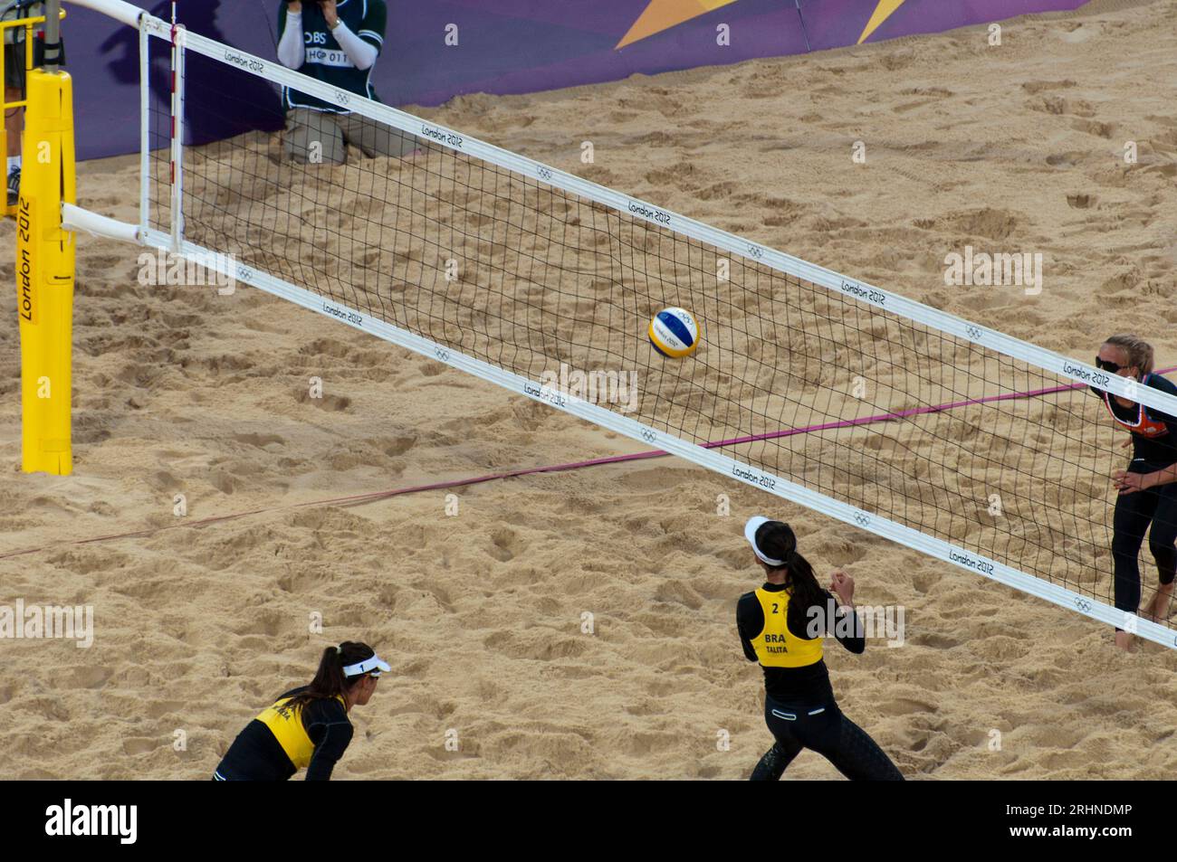 Brazil vs Holland Women's Beach Volleyball at the London 2012 Olympics ...