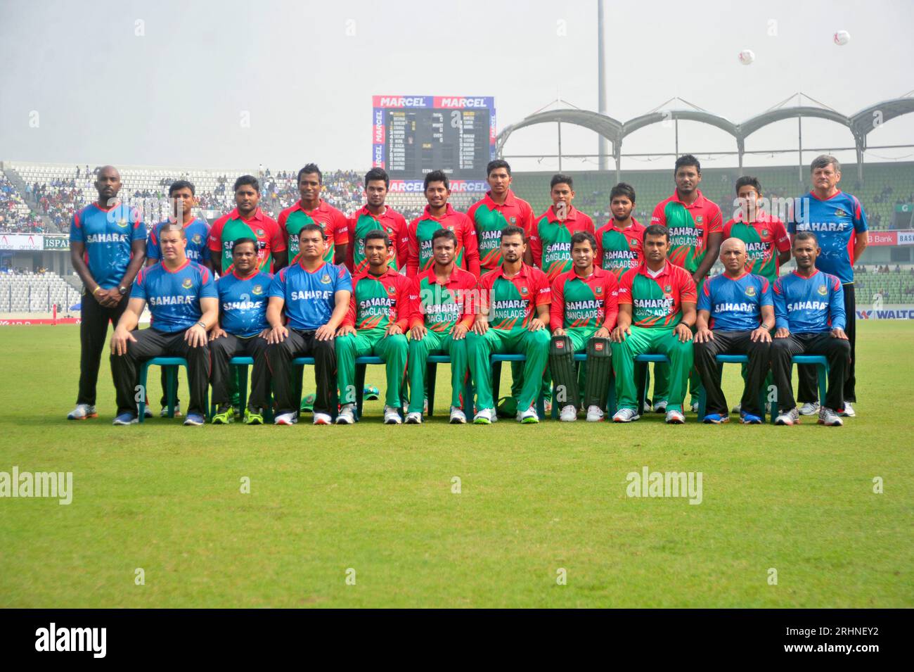 Bangladesh team group photo during the Bangladesh-Zimbabwe One Day International (ODI) match at the Sher-e-Bangla National Cricket Stadium, Mirpur, Dh Stock Photo