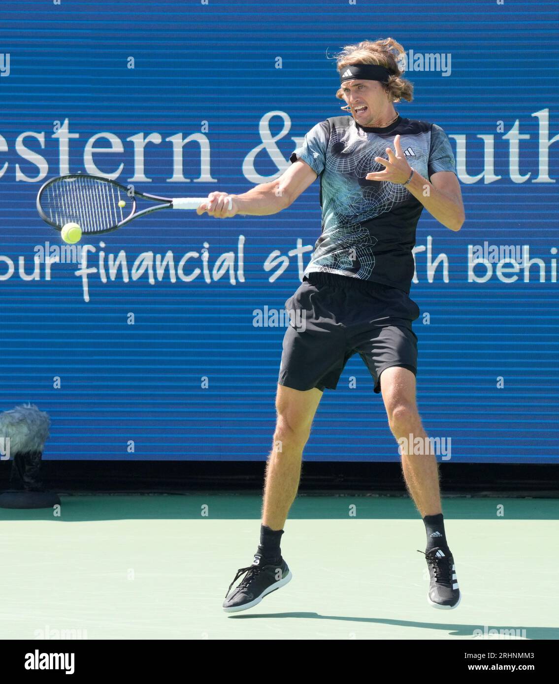 August 16, 2023: Alexander Zverev (GER) defeated Daniil Medvedev (RUS) 6-4, 5-6, 6-4 at the Western & Southern Open being played at Lindner Family Tennis Center in Mason, Ohio. © Leslie Billman/Tennisclix/CSM Stock Photo