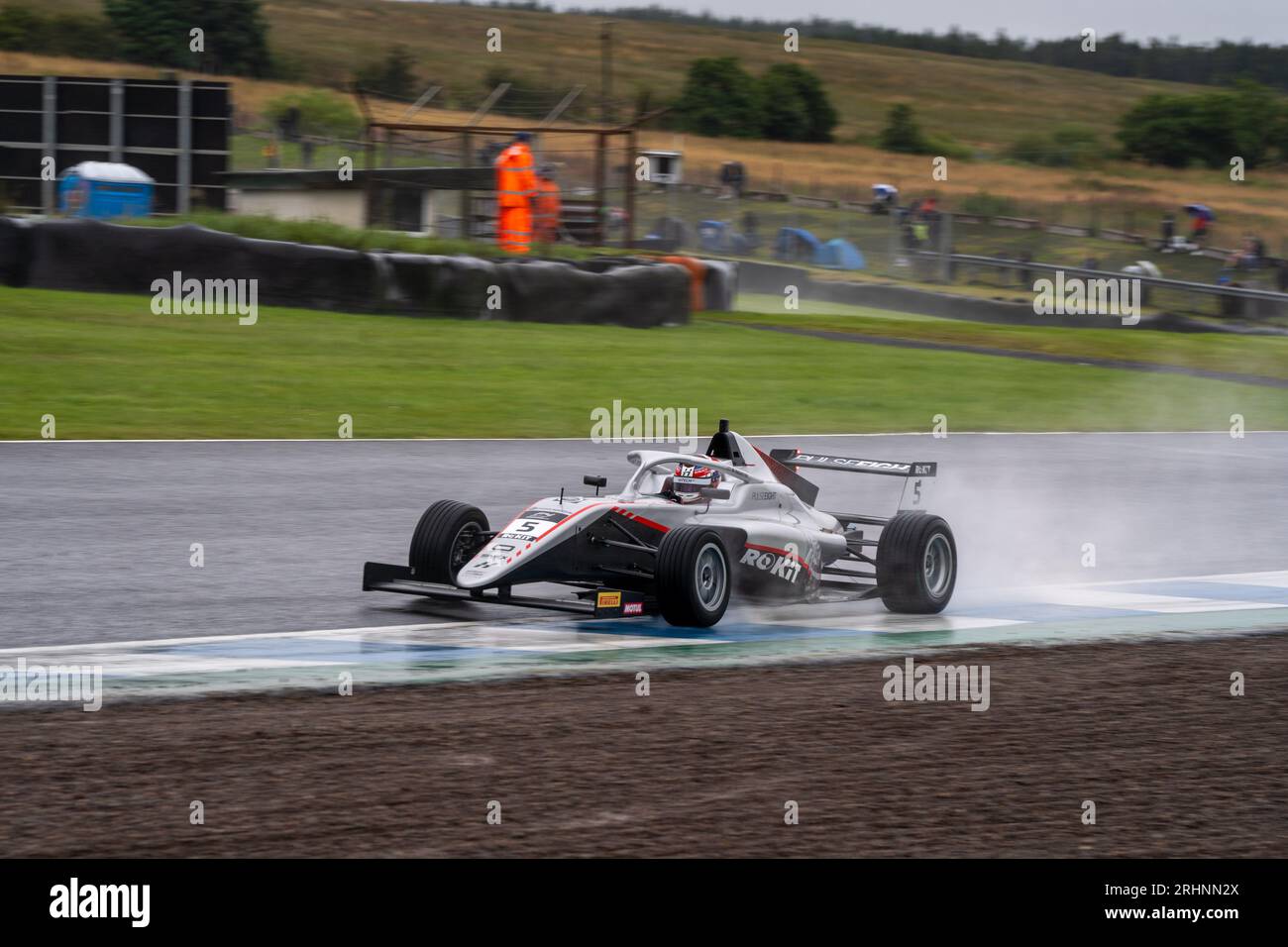 British F4 William MACINTYRE #5 Hitech Pulse-Eight at Knockhill Racing ...