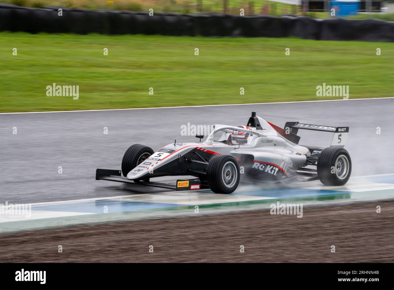 British F4 William MACINTYRE #5 Hitech Pulse-Eight at Knockhill Racing ...