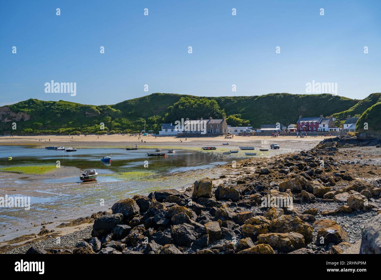 Looking along The beach towards Porthdinllaen at Traeth Morfa Nefynm on the north coast of the Llyn. Peninsula north Wales. Stock Photo