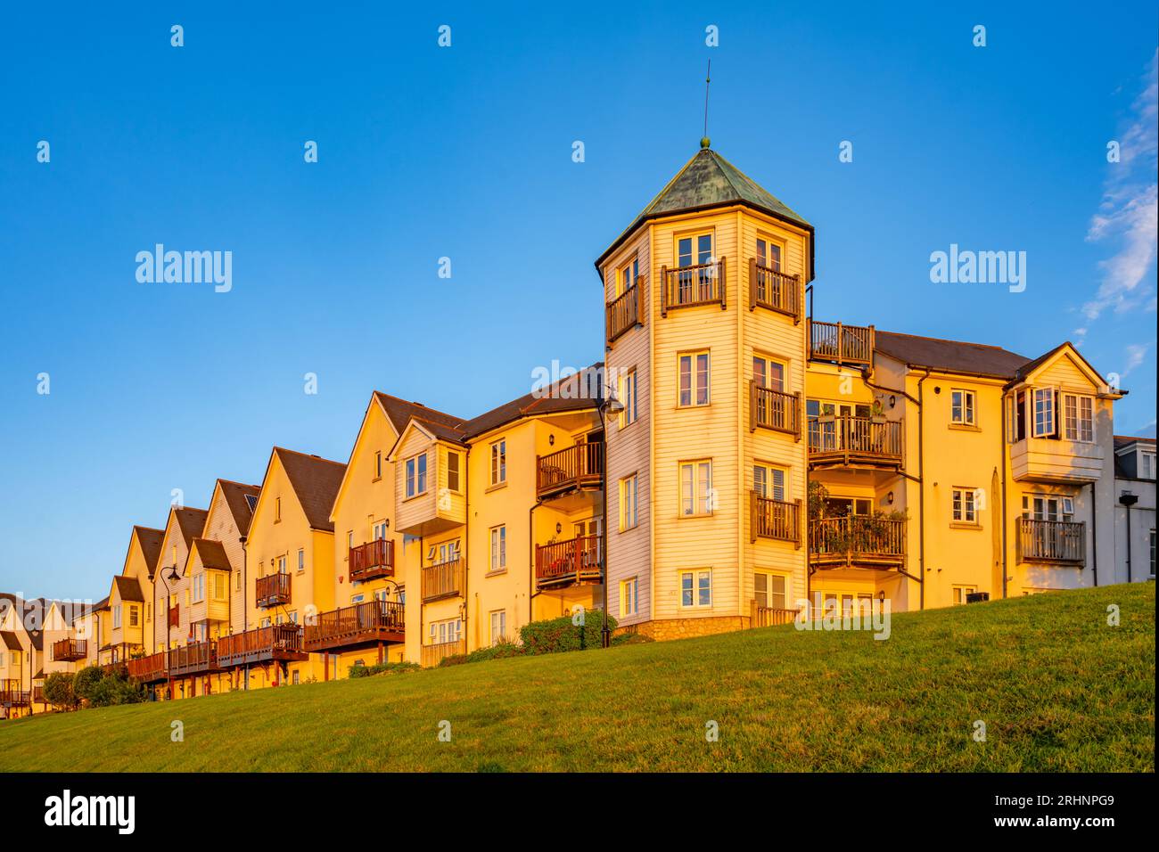 Apartment building on the riverfront of the thames at Greenhithe Stock
