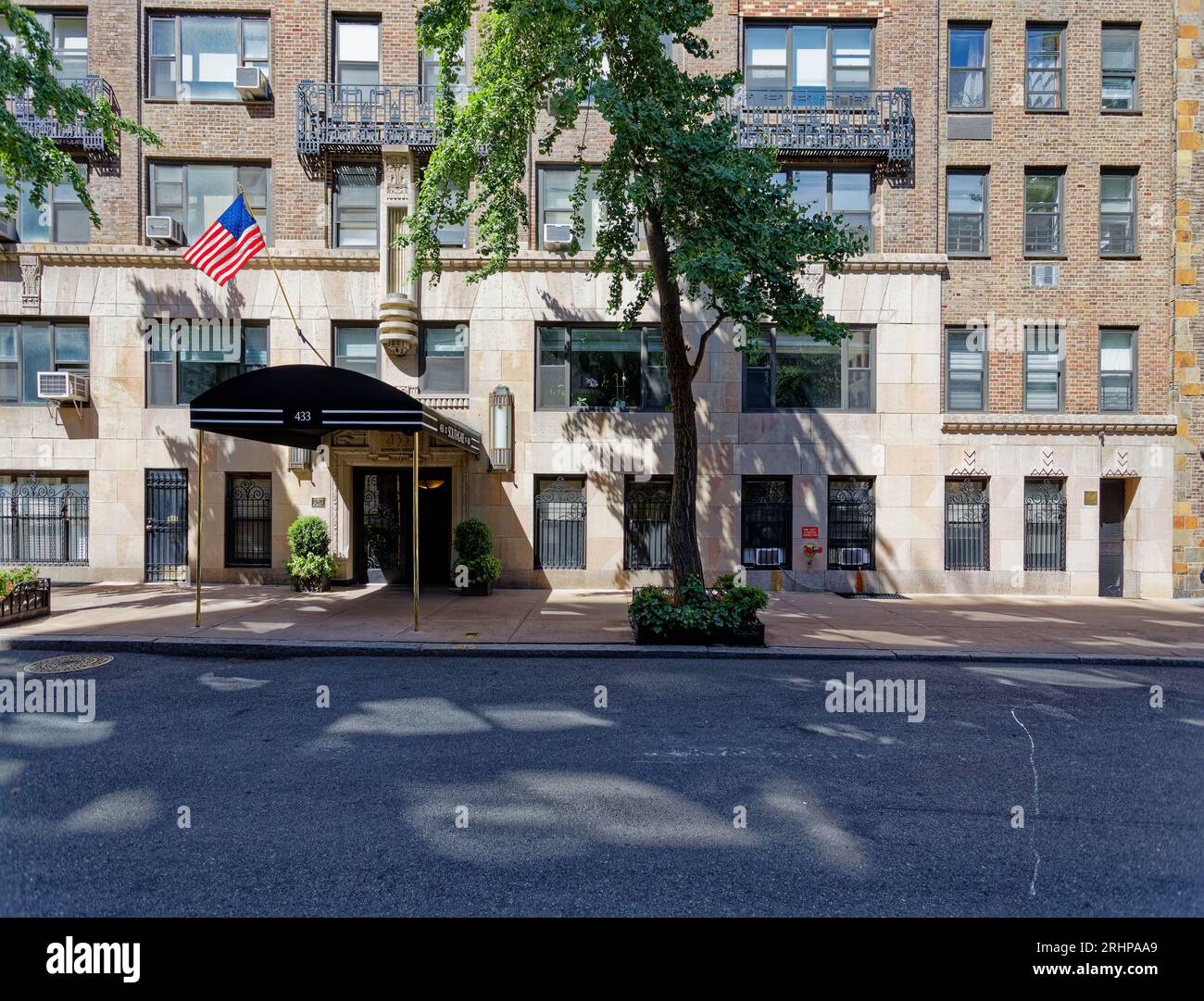 433 East 51st Street is one of six Emery Roth-designed apartment ...