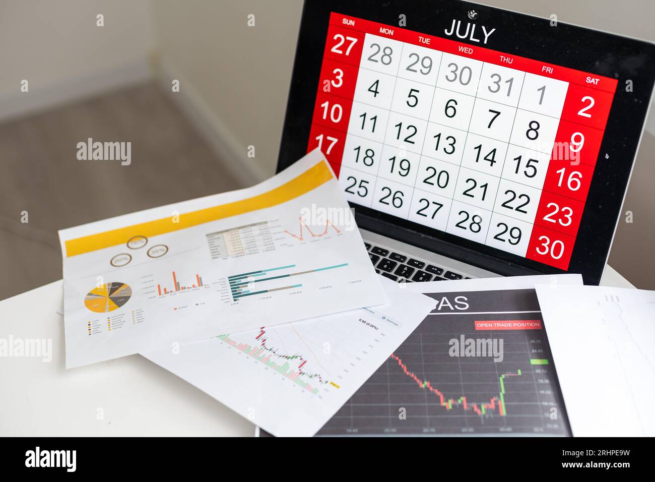 Tax payment day of 2021, in April, a calendar with balance documents