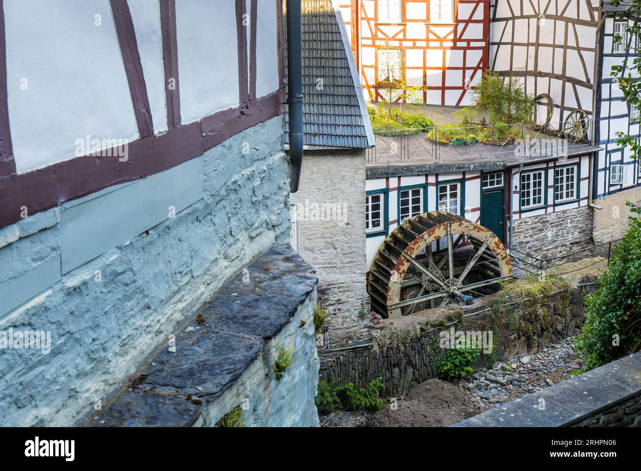 Monschau mustard festival with visitors