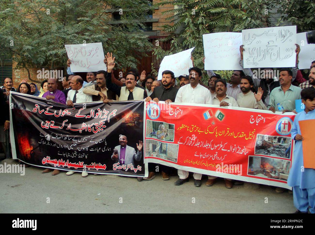 Members of Christian Community are holding protest demonstration against attack on churches in Jaranwala, at Quetta press club on Friday, August 18, 2023. Credit: Asianet-Pakistan/Alamy Live News Stock Photo
