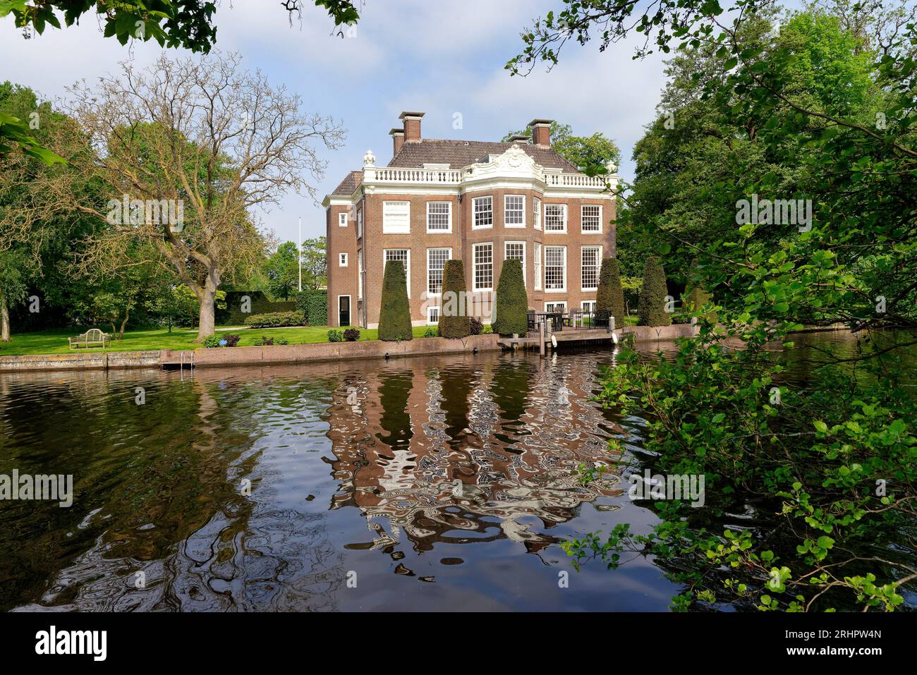 Country estate on the river Vecht near Nieuwersluis, Benelux, Benelux countries, Maarssen, Utrecht province, Holland, Netherlands Stock Photo