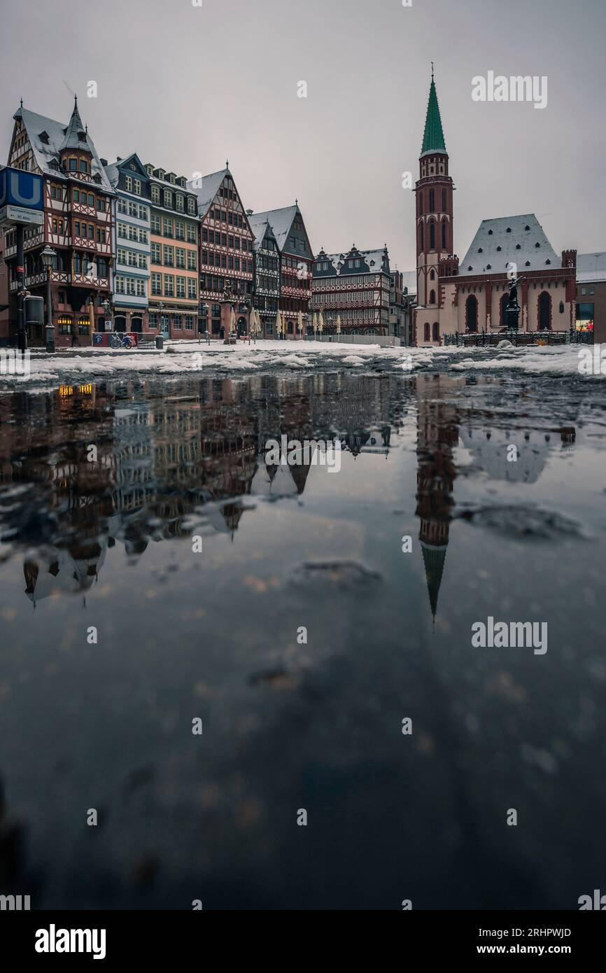 The Römerberg in Frankfurt am Main, the Römer forms the town hall with ...