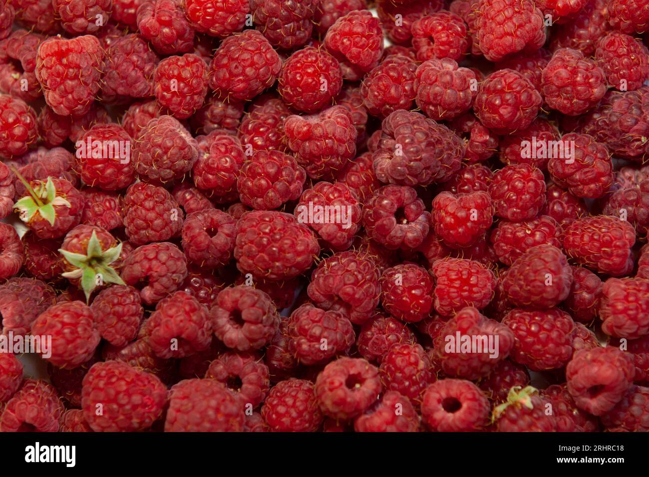 Full frame raspberry hi-res stock photography and images - Alamy