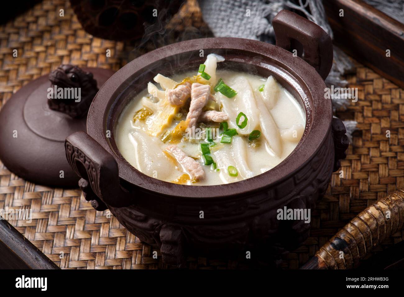 Chinese Mustard Pork Noodle，preserved snow vegetable Stock Photo Alamy