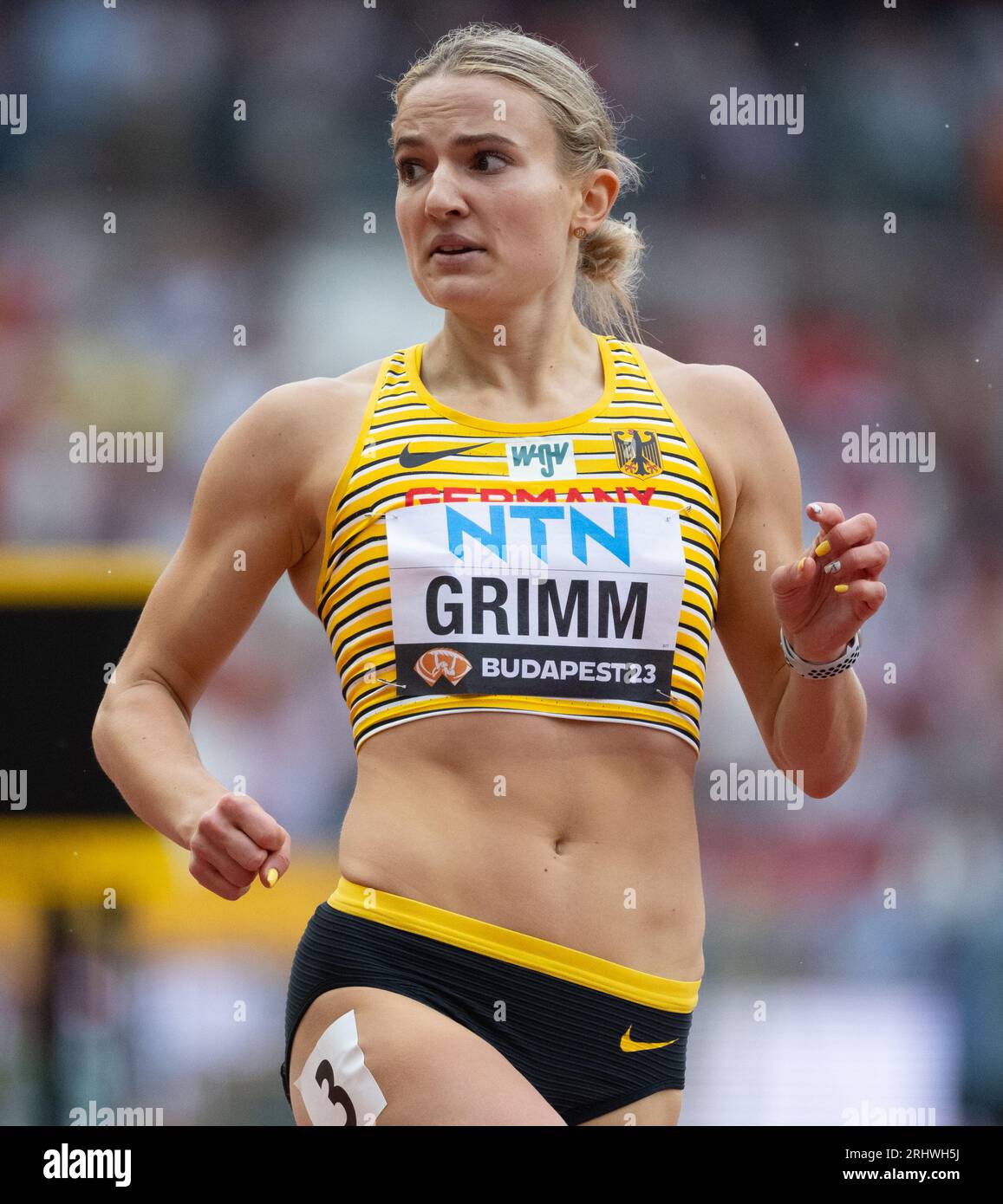 budapest-hungary-19th-aug-2023-athletics-world-championship-heptathlon-women-100-m-hurdles-at-the-national-athletics-center-vanessa-grimm-from-germany-in-action-credit-sven-hoppedpaalamy-live-news-2RHWH5J.jpg